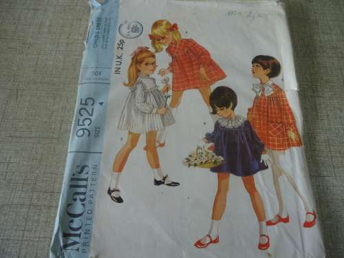 McCALL'S PATTERNS 9525 CHILD DRESS SIZE 4 YEARS COMPLETE
