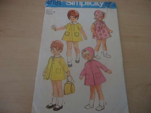 SIMPLICITY PATTERNS 9191 TODDLER DRESS & BONNET  SIZE 1 BREAST 20" - COMPLETE