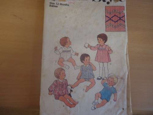 STYLE PATTERNS 2169 BABY SMOCKED OUTFIT  SIZE 12 MONTHS  - MISSING PANTIES PATTERN