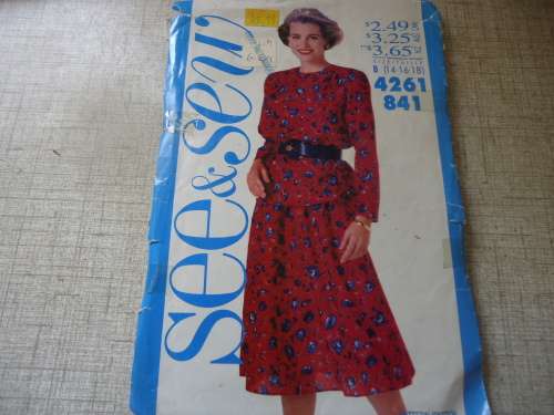 BUTTERICK  PATTERN 4261 SKIRT & TOP SIZE B = 14 + 16 + 18 COMPLETE