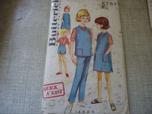VINTAGE BUTTERICK PATTERN  2757 KIDS CASUAL WEAR SIZE 8 BREAST 26" COMPLETE