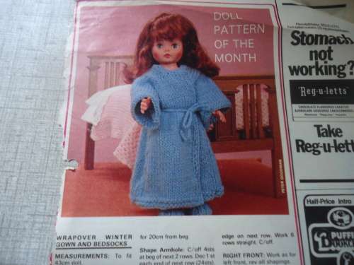 LIVING & LOVING - MAY 1980 -  WRAP OVER WINTER GOWN & BED-SOCKS - 43 CM DOLL