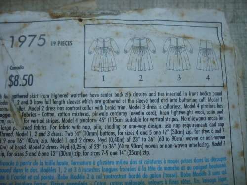 STYLE PATTERNS 1975- GIRL'S DRESS WITH FULL GATHERED SKIRT SIZE A = 4 - 9 YEARS  - COMPLETE