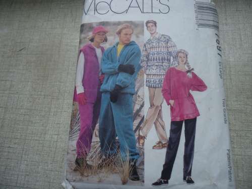 McCALL'S PATTERN 7897 TRACKSUIT+CASUAL GEAR SIZE XL = 42 + 44 - COMPLETE & ONLY PART CUT