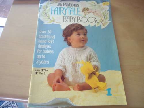 PATONS #223 FAIRYTALES - TWENTY TRADITIONAL HANDKNIT DESIGNS FROM BIRTH - 3 YEARS