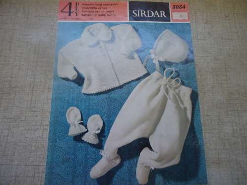 SIDAR#3034 GIRL'S PRAM SET - TO FIT BIRTH - 3 MONTHS - 18"