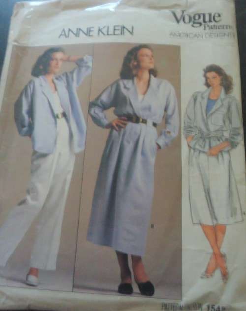 VOGUE PATTERNS - 1542  AMERICAN DESIGNER ANNE KLEIN SIZE  12 -  COMPLETE