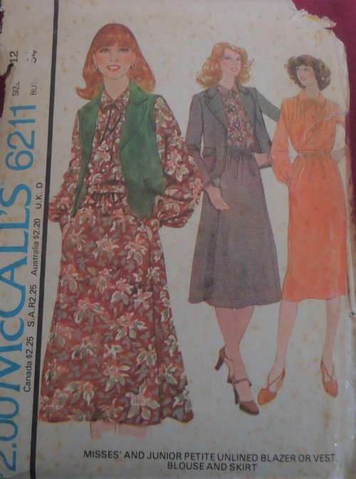 VINTAGE McCALL'S PATTERN 6211 JACKET-WAISTCOAT-BLOUSE-SKIRT SIZE 12 BUST 34"  COMPLETE