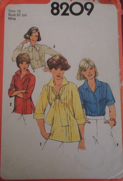 SIMPLICITY PATTERNS 8209 BLOUSES & PULLOVER TOP SIZE 16 BUST 97 CM COMPLETE
