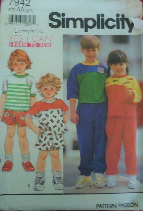 SIMPLICITY PATTERNS 7942 KIDS T SHIRT-PANTS-SHORTS SIZE AA = 2 - 4 YEARS COMPLETE