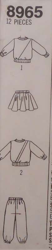 SIMPLICITY PATTERNS 8965 KIDS CASUAL TRACKSUIT-PANTS-TOP-SKIRT SIZE MD = 4 - 5 YEARS COMPLETE
