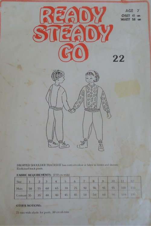 READY-STEADY-GO PATTERN-NUMBER 22  DROPPED SHOULDER TRACKSUIT AGE 7 YEARS CHEST 61 CM
