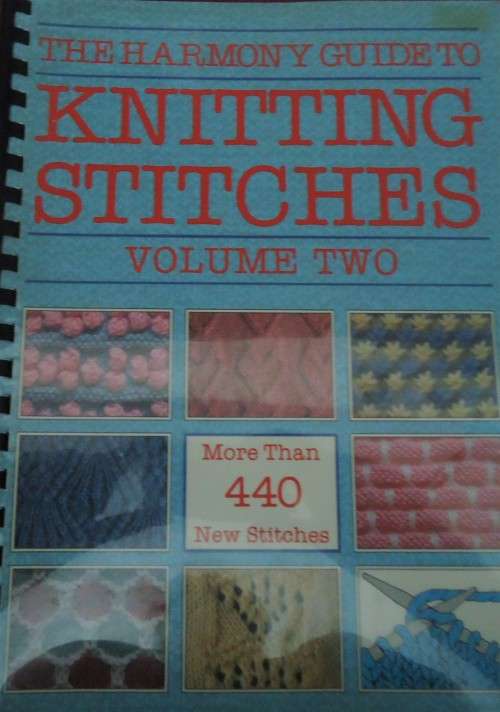 THE HARMONY GUIDE TO KNITTING STITCHES VOLUME 2-MORE THAN 440 NEW STITCHES-COLOUR PICS-96 A4 PAGES