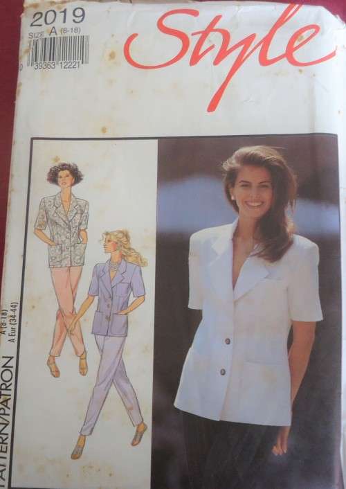 STYLE PATTERNS 2019 JACKET & PANTS SIZE A  8 - 18 NO SEWING INSTRUCTIONS