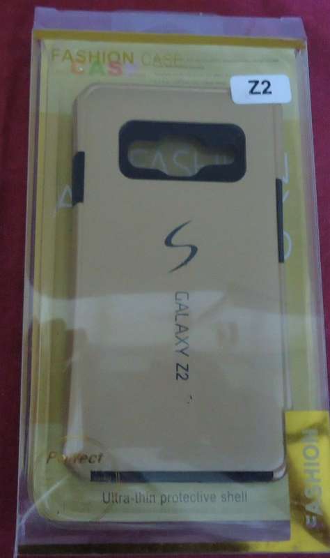 SAMSUNG GALAXY Z2 GOLD/BRONZE COVER - NEVER USED