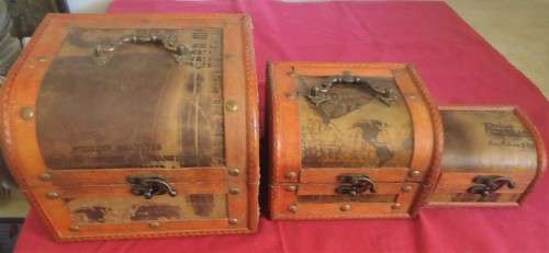 VINTAGE STYLE SET OF THREE SMALL OAK-BROWN CHESTS