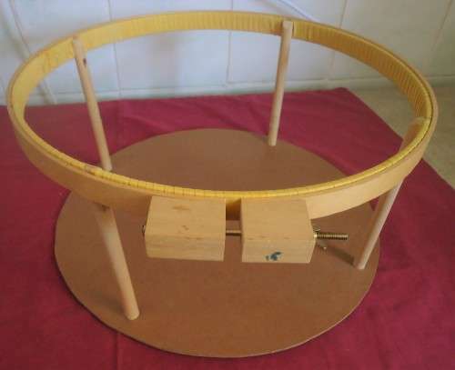 14" OR 36 CM LOOM WITH STANDING YELLOW BINDING FRAME & EXPANDER WITH SCREW
