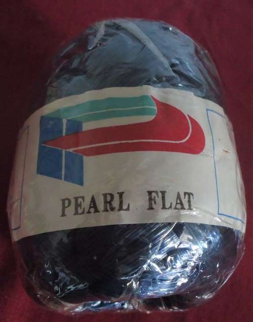 SEALED 100 M BALL OF NAVY BLUE PEARL FLAT RAFFIA COL 608 PLUS ANOTHER BALL