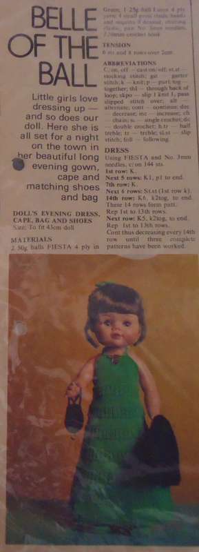 LIVING & LOVING APRIL 1977- BELLE OF THE BALL - EVENING DRESS, CAPE , BAG & SHOES - 43 CM DOLL