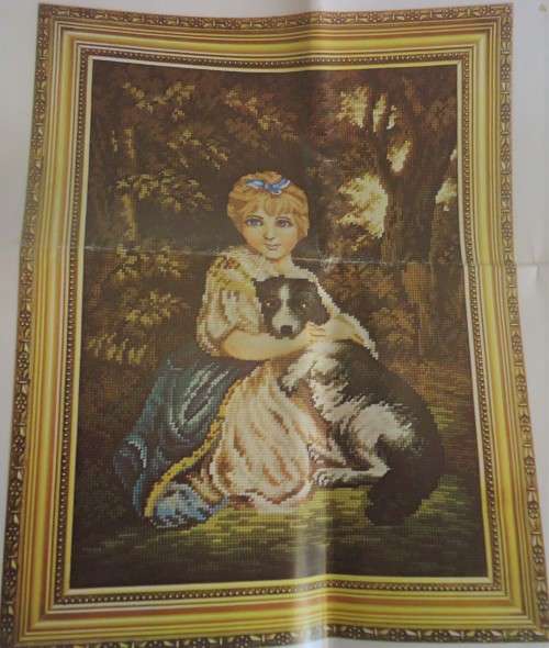 CeWeC -SM NR 17 LADY & DOG  CROSS STITCH DESIGN
