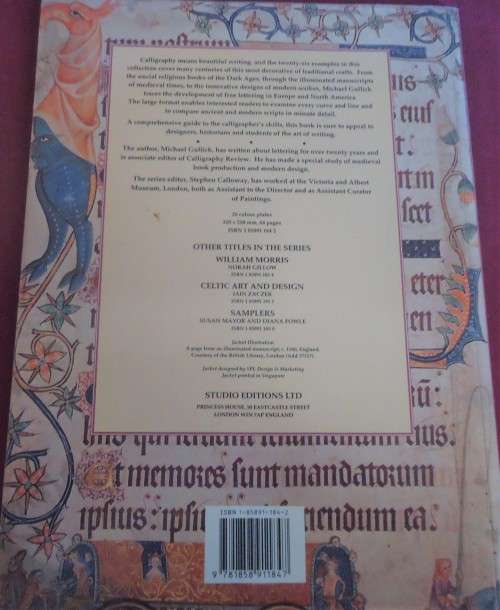 THE TREASURY OF DECORATIVE ART-CALLIGRAPHY-MICHAEL GULLICK -64 PAGES  SOFT COVER