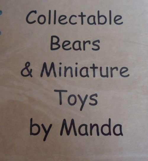 COLLECTABLE BEARS & MINIATURE TOYS  BY MANDA  WITH 3 PATTERNS & INSTRUCTIONS - NO KIT SUPPLIED