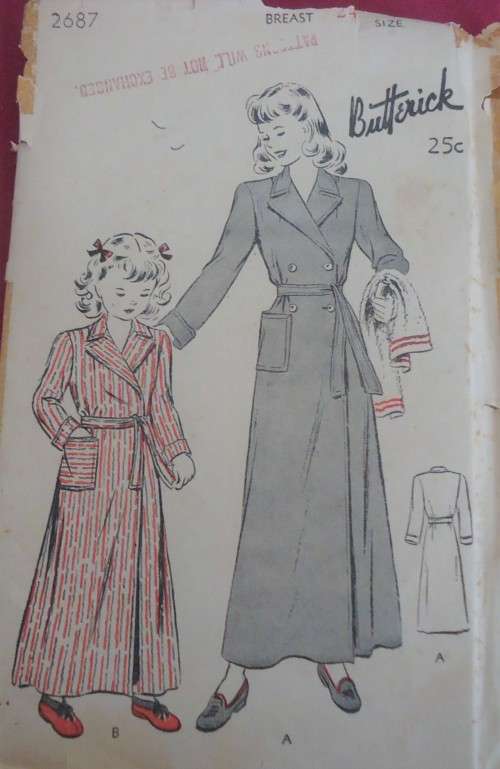 VINTAGE BUTTERICK 2687-GIRL`S DOUBLE BREASTED ROBE SIZE 5 YEARS  BREAST 24` COMPLETE