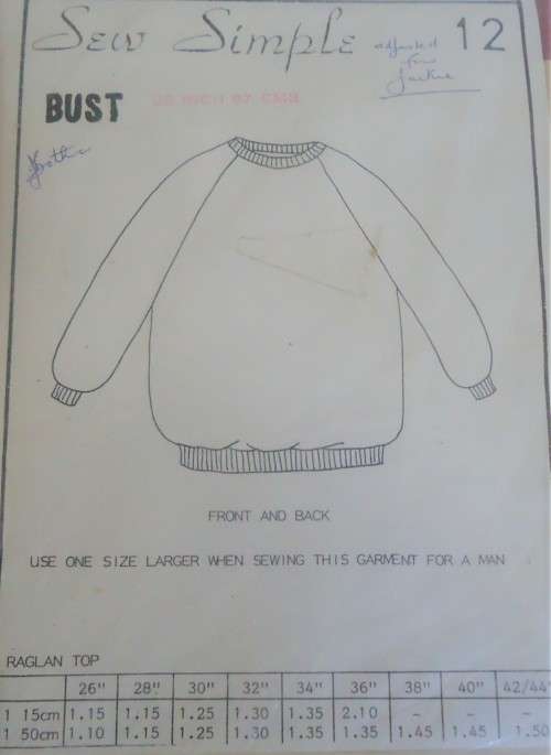 SEW SIMPLE PATTERNS #12  RAGLAN TOP SIZE 40 OR 102 CM