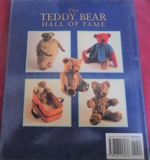 THE TEDDY BEAR HALL OF FAME - MICHELE BROWN- 148 PAGE A4 PAGE HARD COVER & DUST JACKET
