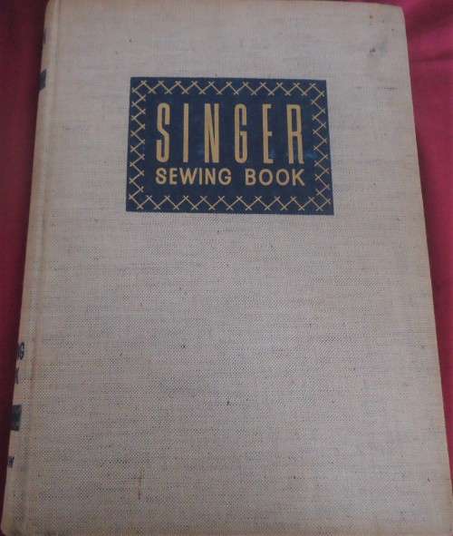 VINTAGE SINGER SEWING BOOK- 160 A4 PAGES HARDCOVER WITH PATTERNS & IDEAS