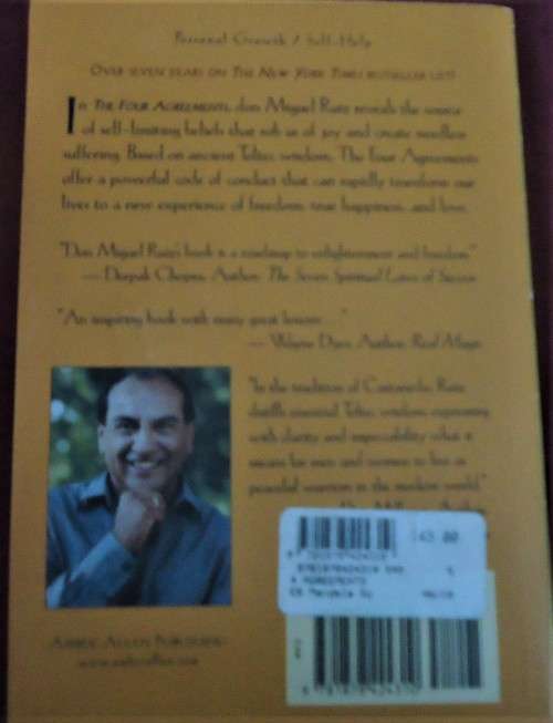 "THE FOUR AGREEMENTS - A TOLTEC WISDOM BOOK"  - DON MIGUEL RUIZ - SMALL SOFT COVER