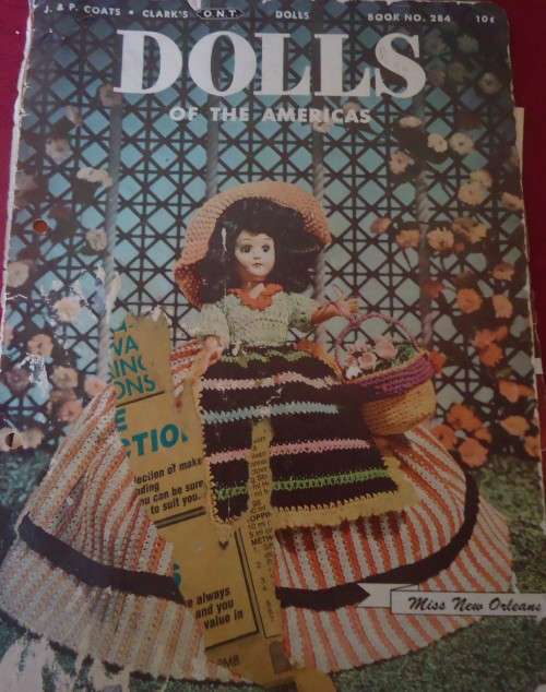VINTAGE J & P COATS BOOK #284 - DOLLS OF THE AMERICAS - 16 PAGE BOOKLET