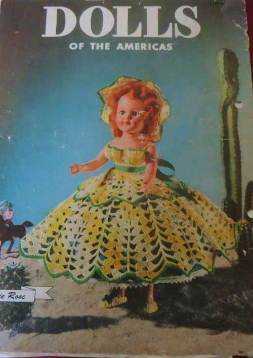VINTAGE J & P COATS BOOK #284 - DOLLS OF THE AMERICAS - 16 PAGE BOOKLET