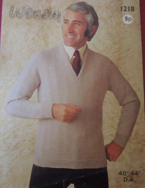 WENDY 1218 -MAN`S V NECK SWEATER SIZES 40 INCH CHEST