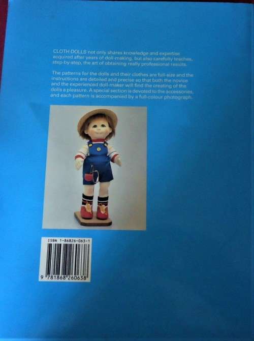 CLOTH DOLLS-FULL SIZE PATTERNS 4 SEVEN COLOURFUL CHARACTERS- NERINA ROBERTS-DELOS-48 PAGE SOFT COVER