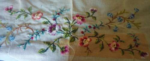 "FIELD FLOWERS" TAPESTRY WITH THREADS - BACKGROUND NEEDS COMPLETING  66 CM X 25 CM