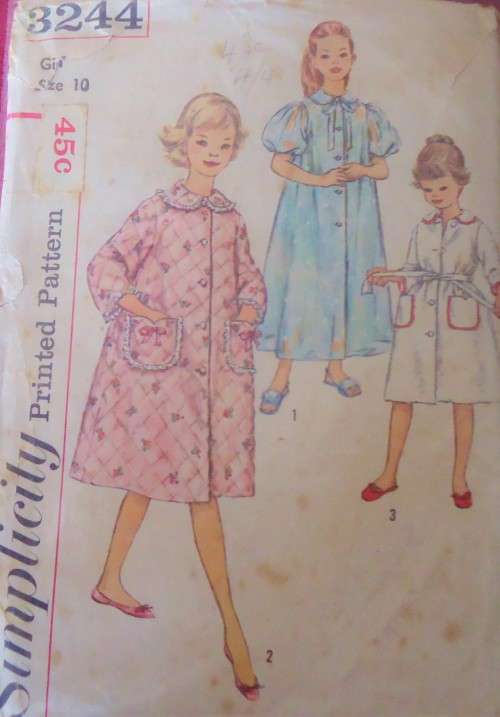 VINTAGE SIMPLICITY 3244 GIRLSROBE IN 2 LENGTHS SIZE 10 YEARS COMPLETE