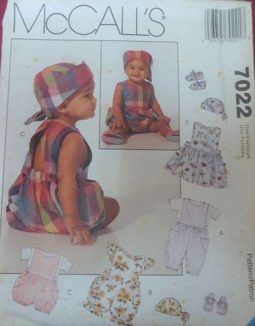 McCalls 7022 INFANTS JUMPSUIT-ROMPER-PINAFORE-HAT-SHOES  SIZES-M-L-XL 13-24 LB - COMPLETE