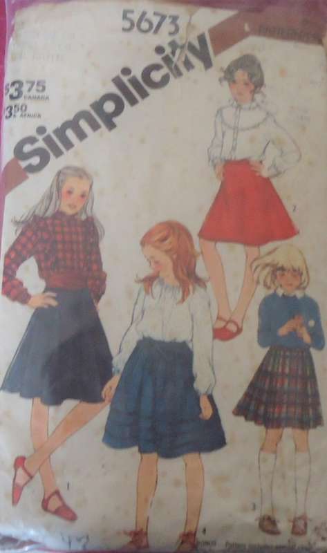 SIMPLICITY 5673 GIRLS SET OF SKIRTS SIZE 10 YEARS WAIST 62 cm COMPLETE-ZIPLOC