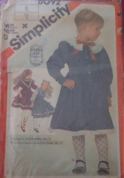 SIMPLICITY 6092 GIRLS DRESS SIZE 6 YEARS COMPLETE-UNCUT-F/FOLDED-ZIPLOC