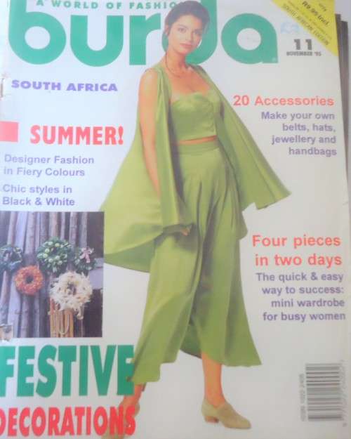 BURDA  - WORLD OF FASHION - 11 - NOVEMBER 1995 -124 PAGES WITH PULLOUT SECTION