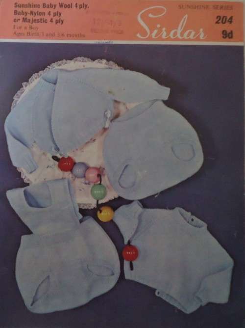 SIDAR SUNSHINE SERIES NO 204-BABY`S SET FOR A BOY- SIZES BIRTH/3 MONTHS 3/6 MONTHS
