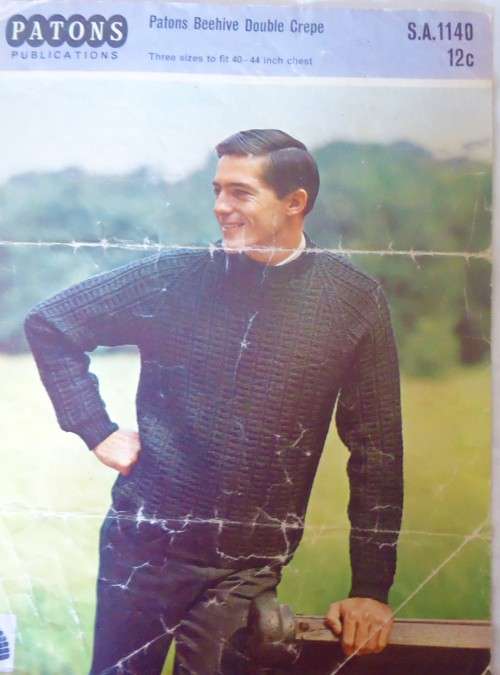 PATONS  S.A. 1140 - MEN`S ROUND NECK SWEATER - TO FIT 40 - 44`