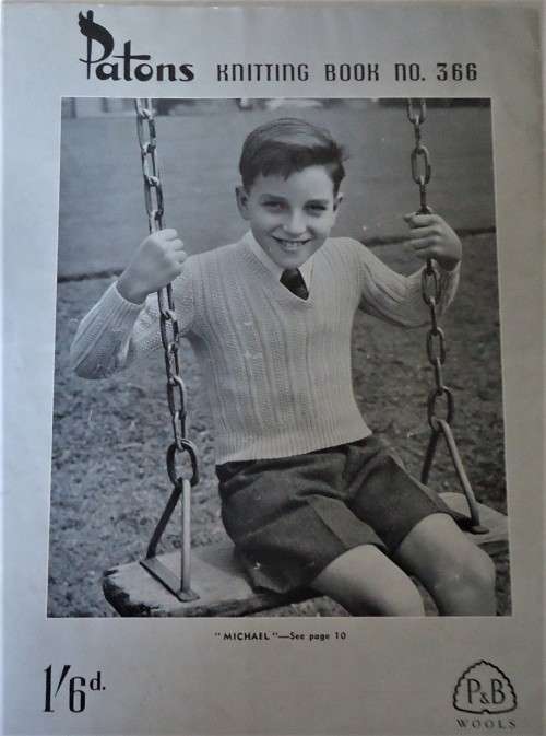 PATONS 366 KNITTING BOOK 16 A4 PAGES