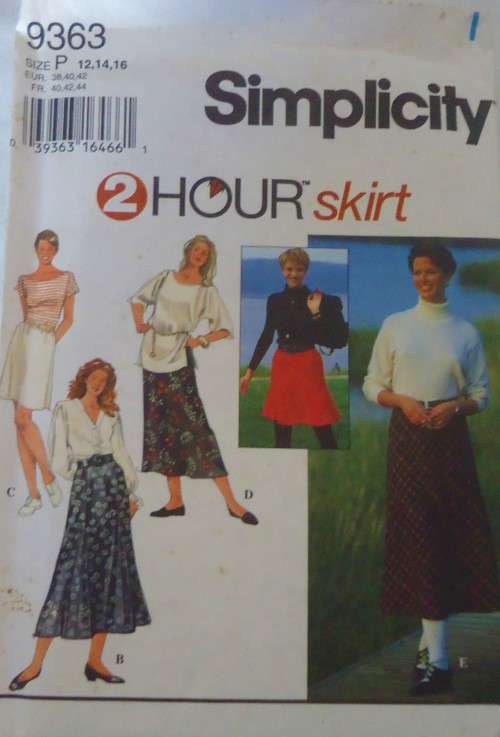 SIMPLICITY 9363 SET OF SKIRTS SIZE P=12-14-16 COMPLETE-UNCUT-F/FOLDED