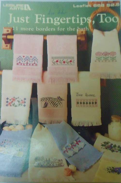 JUST FINGERTIPS, TOO - 11 MORE BORDERS FOR THE BATH -LEISURE ARTS 668 - 4 PAGES