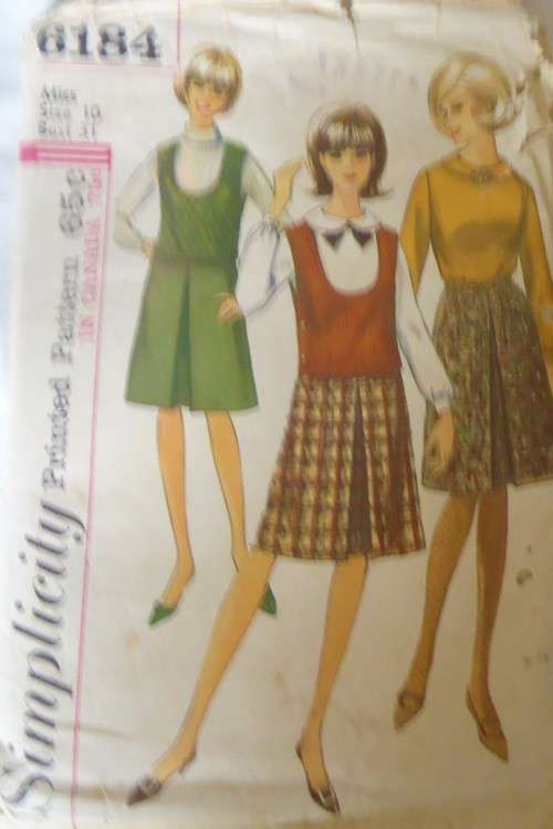 VINTAGE SIMPLICITY 6184 BLOUSE-TOP-SKIRT SIZE 10 BUST 31` COMPLETE