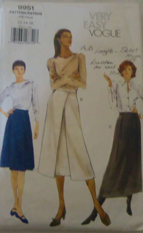 VERY EASY VOGUE PATTERNS 9951 A LINE SKIRTS SIZE 12-14-16 COMPLETE