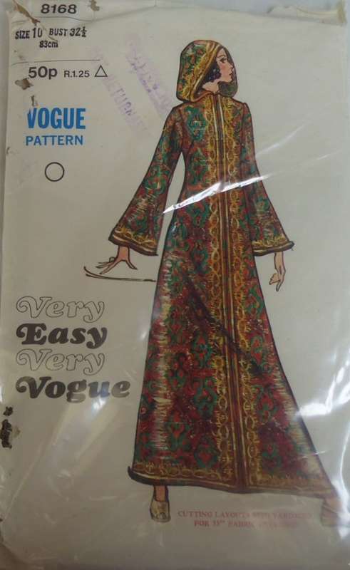 VINTAGE VOGUE 8168  COVER UP CAFTAN SIZE 10  BUST 32 COMPLETE- ZIPLOC BAG