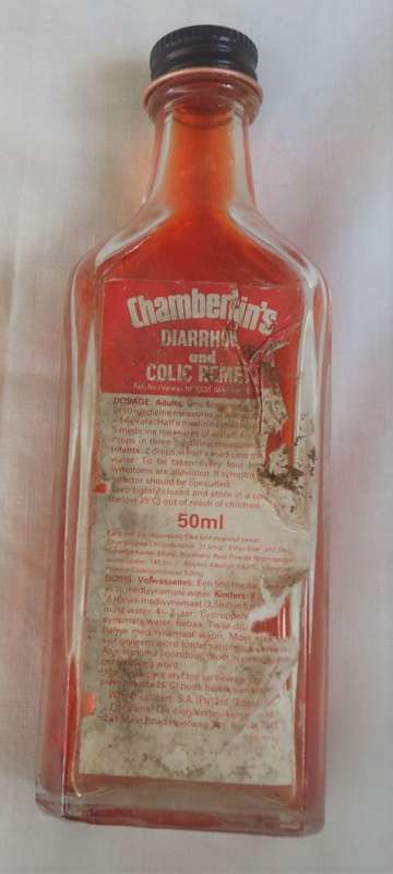 SELECTION OF VINTAGE MEDICINE BOTTLES  & TIN WITH GREEN EYE BATH